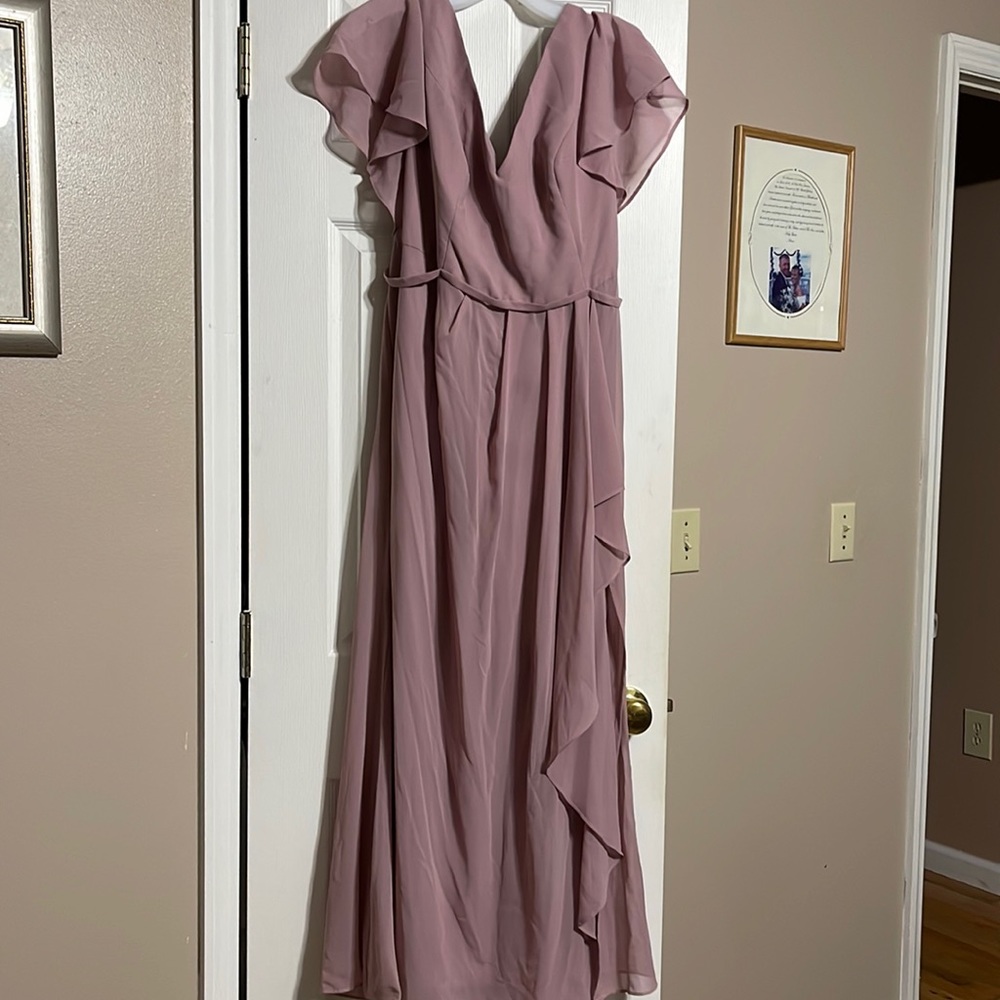 Women’s bridesmaid dress size 18